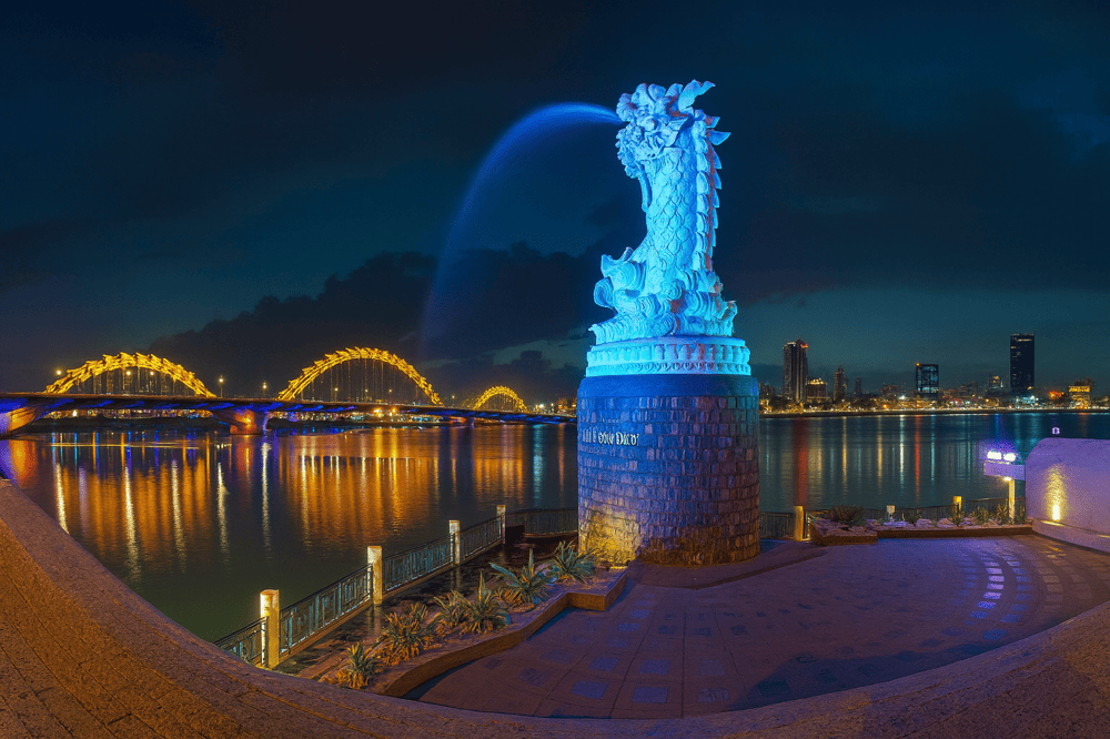 The Statue of Carp Turning into a Dragon (right at the riverbank): A symbol of transformation and strength.
